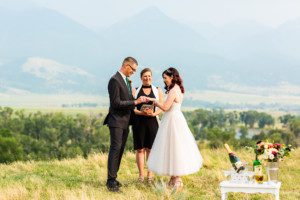 Elopement in Paradise Valley Montana