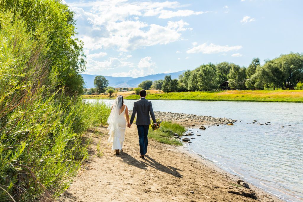 wedding couple on the banks of the Yellowstone River